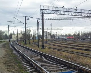 Второй раз за неделю: в Крыму мог взорваться поезд с горючим РФ и железнодорожная подстанция (фото)