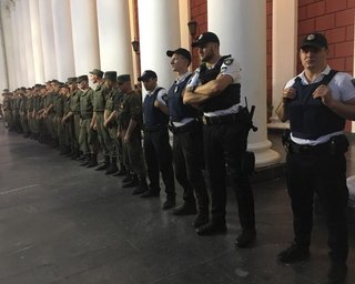 Под мэрией Одессы произошли серьезные столкновения