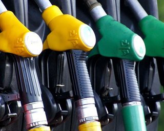 В Украине с сегодняшнего дня резко снизились цены на АЗС