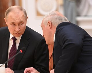 "Шептун Путина": Белый дом использовал Лукашенко для связи с Кремлем, — Time