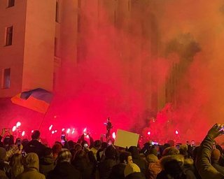 После акции сторонников Стерненко "Слуги народа" требуют созвать внеочередное заседание Рады