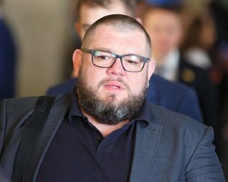 "Дебил, как можно осматривать авто нардепа": "слуга народа" Галушко угодил в скандал с полицией (видео)