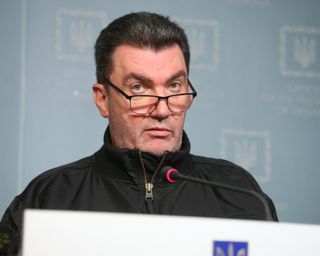 Назвав дипломата з Китаю нецензурним словом: розкрита ймовірна причина звільнення Данілова