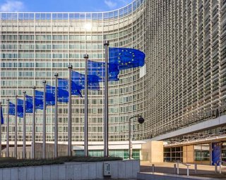 Зеленського не запросили виступити на саміті ЄС наживо, щоб не сердити Орбана, — Politico