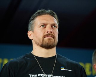 "Ослухалися одного дядечка": Усик потрапив під обстріл на фронті (відео)