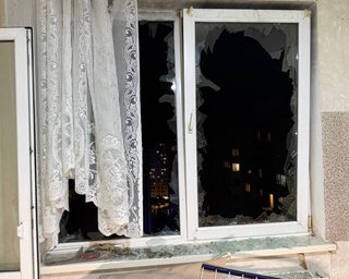 Россия атаковала Одессу дронами: произошло попадание в многоэтажку, поврежден гипермаркет (фото)