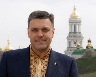 Тягнибок: Есть два пути вернуть Крым