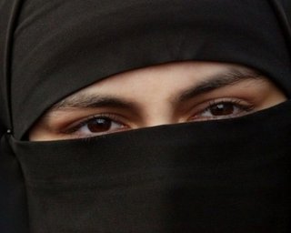 Конституционный совет Франции одобрил запрет на паранджу