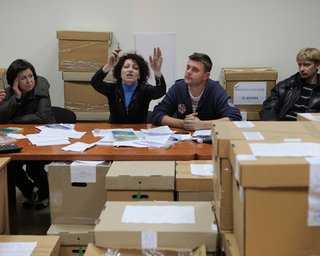 УП: Пилипишин предложил прекратить пересчитывать голоса в 223-м округе  