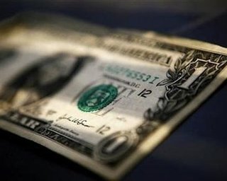 Основной резервной валютой мира останется доллар, - МВФ