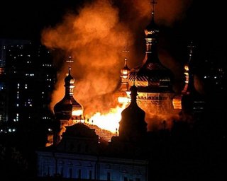 Удар по Киево-Печерской лавре: с территории срочно вынесли святыни, Епифаний отреагировал на атаку