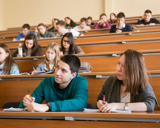 Мобилизация в Украине: сколько аспирантов отчислили за последние 2 года, — политик (видео)