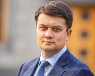 "Не підтримую санкції проти громадян України", — Разумков
