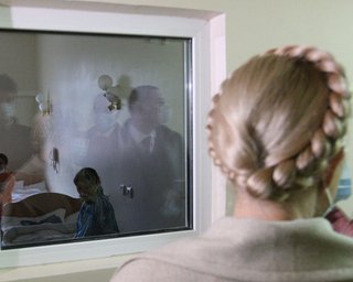 В харьковской больнице сообщили, что Тимошенко начала прием пищи