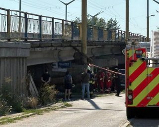 Хотел взять в заложники ТЦК: в Черкассах во время проверки документов мужчина угрожал гранатой (видео)
