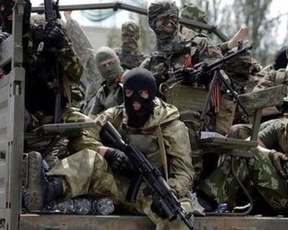 В Луганск пригнали военную технику и около 400 боевиков ДНР, – СМИ