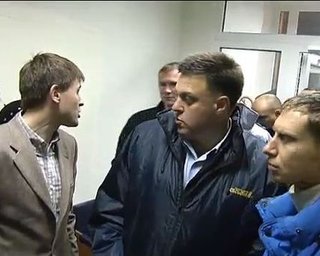 Тягнибок предупредил членов ОИК №223: Завтра ваша фотография будет на каждом столбе