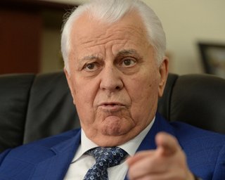 Кравчук хочет разрешить "более широко" применять русский язык в ОРДЛО