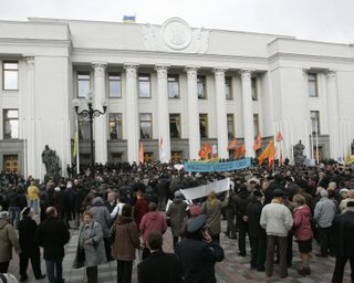Во Львове чернобыльцы объявили бессрочную акцию протеста