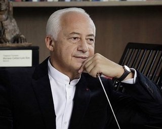 Не хотят лишаться звания "народный". Российские звезды не хотят возвращать Лукашенко свои ордена