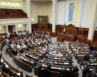 Депутаты отказываются работать под кондиционерами: дует