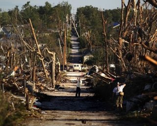 Число жертв торнадо в штате Миссури выросло до 139 человек