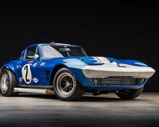 Гоночна легенда: найдорожчий Chevrolet Corvette в історії продали за $18,7 мільйона (фото)