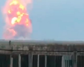 "Произошла детонация боеприпасов": Минобороны РФ подтвердило новый взрыв в Крыму