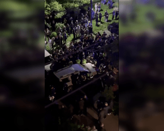 Заблокировали авто и порезали шины: в Каменце-Подольском произошла массовая стычка с ТЦК (видео)
