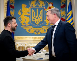 "Их видение": Зеленский объяснил, как относится к мирным предложениям США (видео)