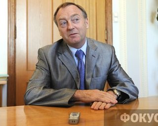 Лавринович: РосУкрЭнерго может отсудить имущество Украины