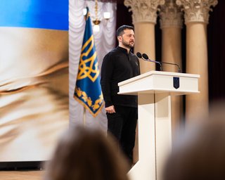 Зеленський "потролив" Вашингтон під час промови для митців (відео)