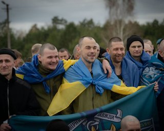 Украина вернула из плена офицеров, которых Россия отказывалась отдавать с 2022 года, — Коордштаб