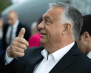 Угорщина вимагає перегляду політики щодо вступу України до ЄС