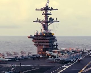 США передумали выводить авианосец Nimitz из Персидского залива