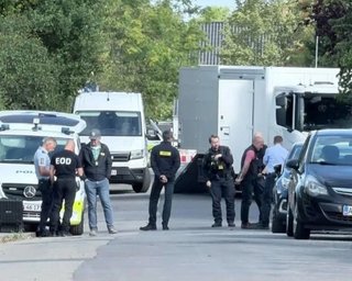 Возле дома министра обороны Дании нашли дрон: приехали саперы с роботом, что известно