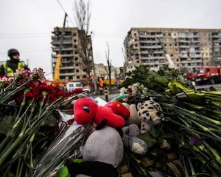 Ракетный удар ВС РФ по Днепру: завалы разрушенного дома разобраны на 90% (фото)