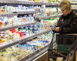 Во Львове супермаркетам и аптекам рекомендуют подготовить двухнедельный запас товаров