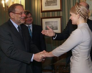 Тимошенко пообещала отстаивать стратегический курс Украины