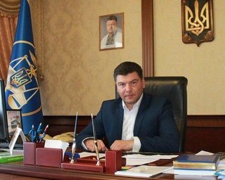 Зеленский сообщил об отстранении главы Укртрансбезопасности из-за большегрузов на дорогах