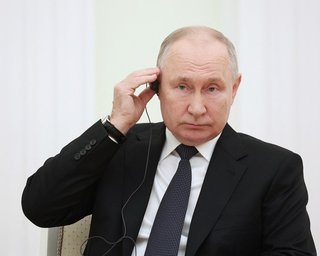 Несмотря на ордер на арест: Путин отправится в первое зарубежное турне, — СМИ
