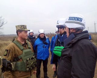 Первый этап разведения сил в районе Петровского завершен, – штаб ООС