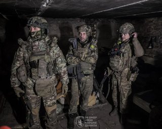 Місто стирають дощенту: офіцер ЗСУ розповів про запеклі бої в Часовому Яру (відео)
