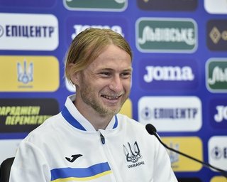"Топ-соперник, но сможем обыграть". Что говорят в сборной о матче с Нидерландами