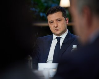 "Зустрічаюся тільки зі "слугами": Зеленський відповів на запитання щодо тиску Офісу президента на нардепів
