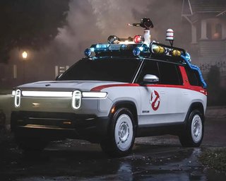 Режим "Мисливців за привидами": Rivian перетворила електрокари на героїв культового фільму (фото)