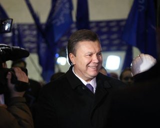 ЦИК обработала 98.84% протоколов. Янукович оторвался на 730 тыс. голосов