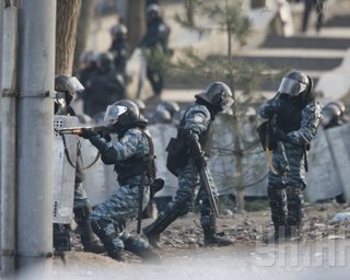 Задержаны два бойца Беркута по делу Евромайдана, - Аваков