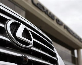 Lexus признали лучшим автомобильным брендом