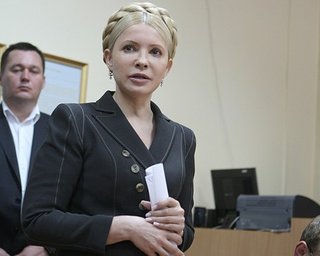 Тимошенко попросила Луценко прекратить голодовку